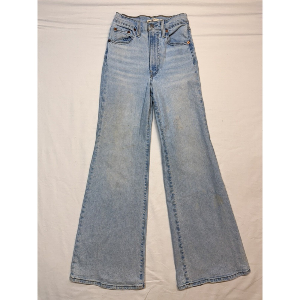Levis Women Ribcage Bell W 24 L 30 Zipper Fly